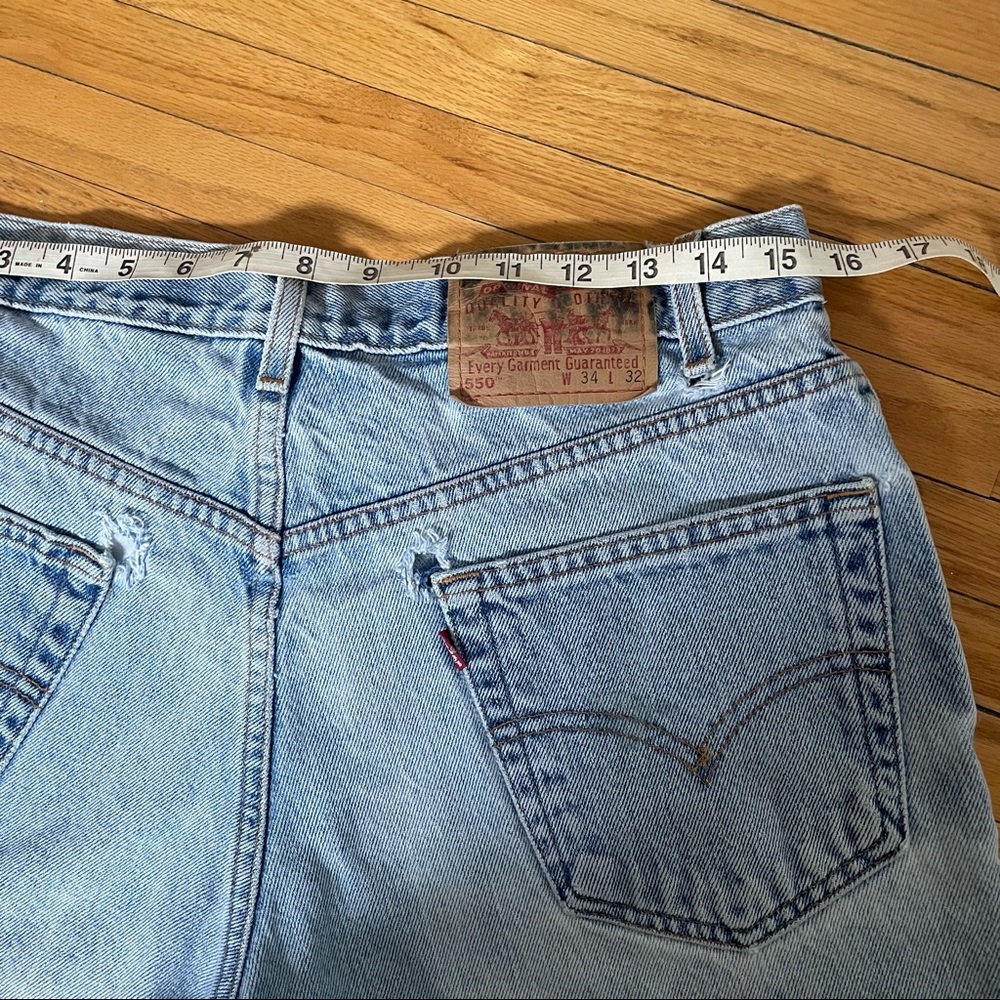 SOLD. Levi’s | Vintage distressed jean shorts - Picture 6 of 9